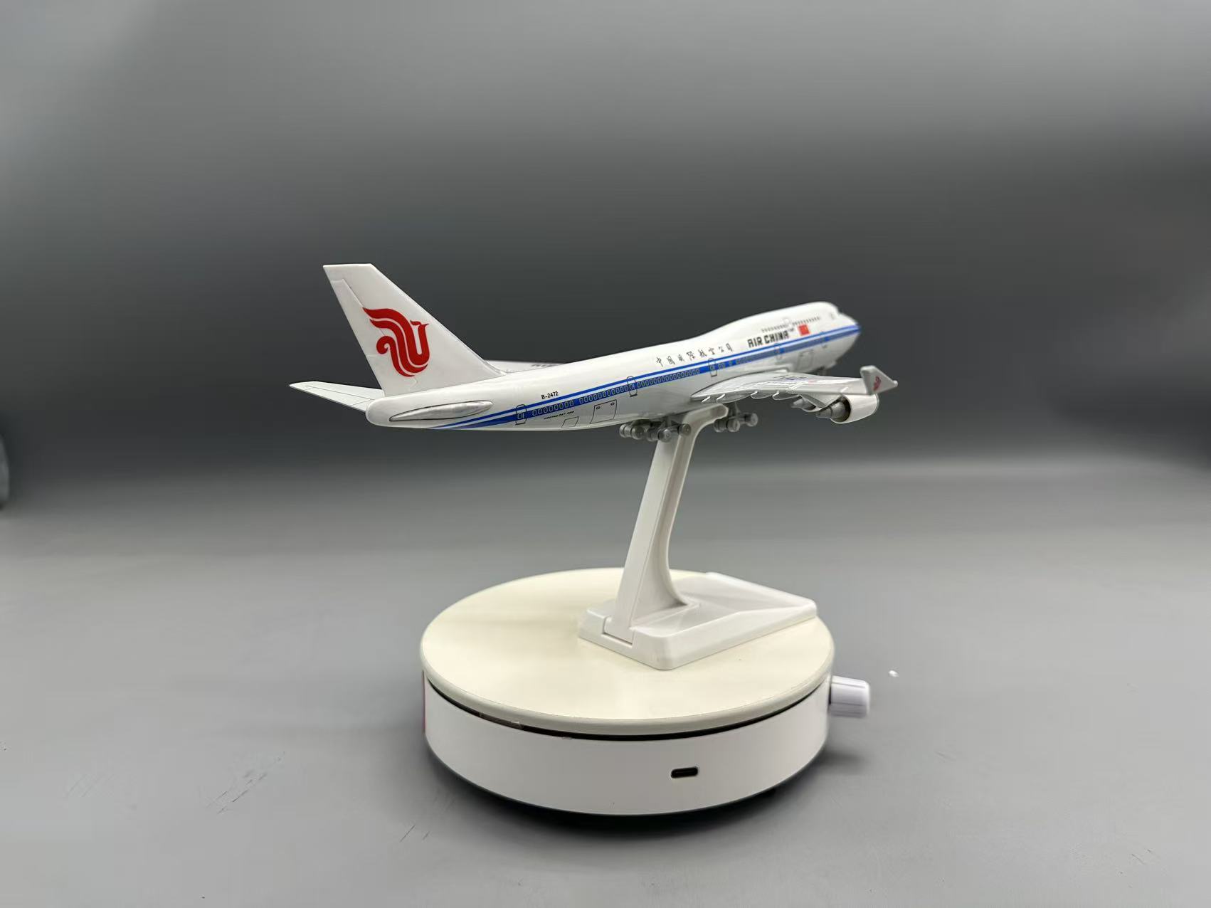 25cm Diecast Plane Model B747  - огляд і ціна Model Airplane Plastic